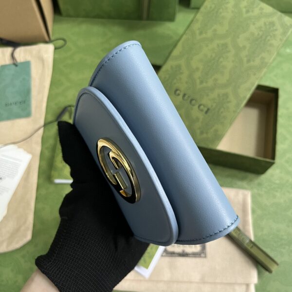Gucci Blondie medium chain wallet