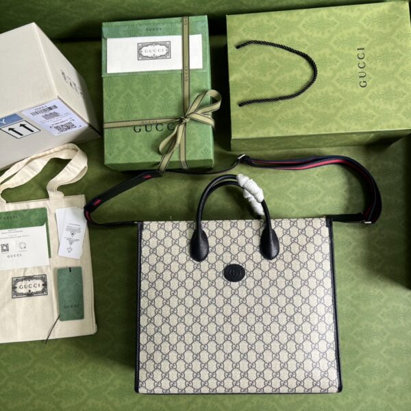 Gucci Medium tote bag with Interlocking G