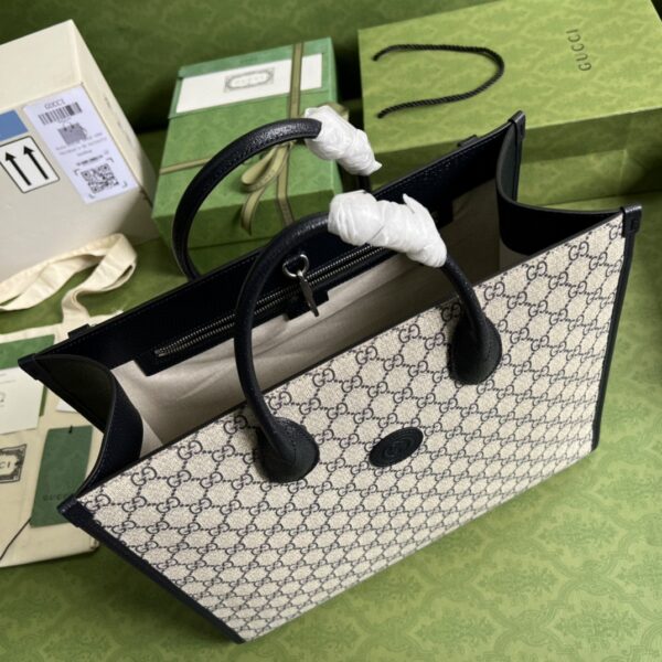 Gucci Medium tote bag with Interlocking G