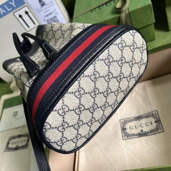 GUCCI Ophidia GG small bucket bag