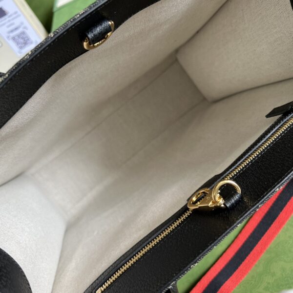 GUCCI Medium tote bag with Interlocking G