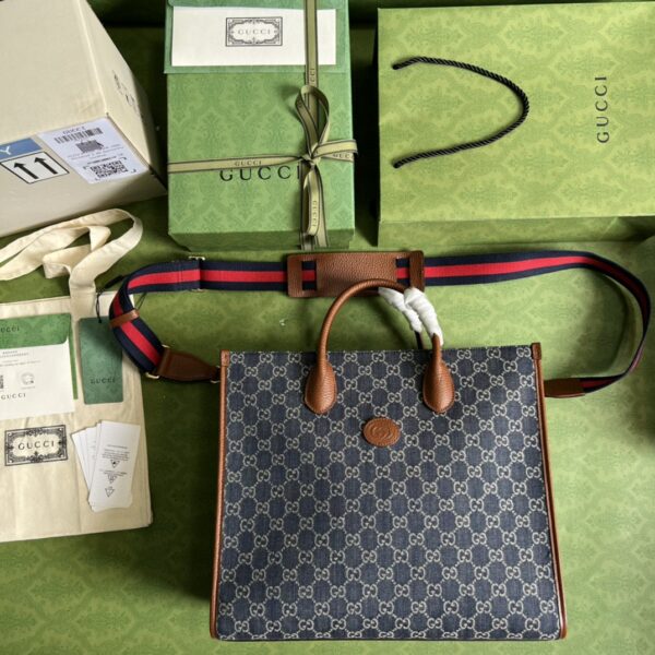 Gucci Medium tote bag with Interlocking G