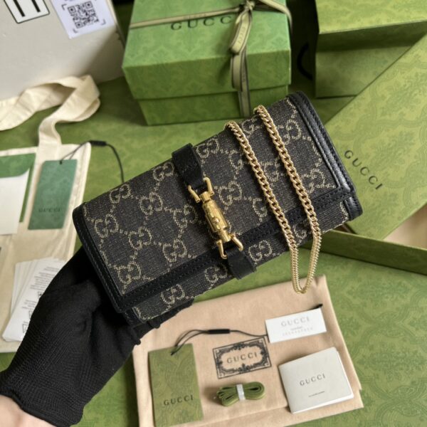 GUCCI Jackie 1961 chain wallet