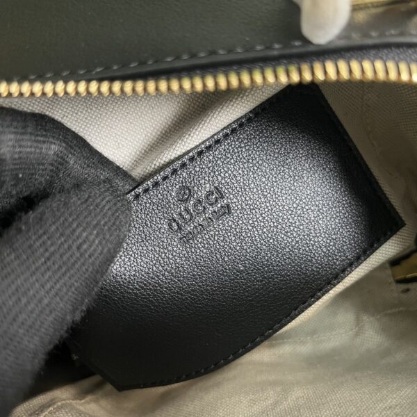 Gucci Blondie top handle bag