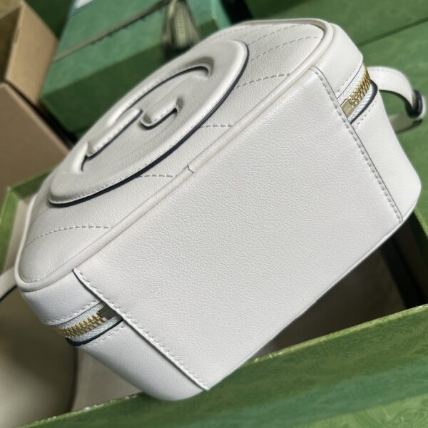 Gucci Blondie top handle bag
