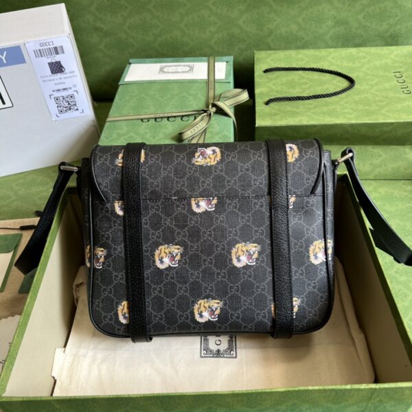 GUCCI GG Messenger Bag