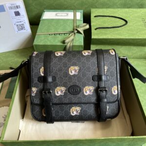 GUCCI GG Messenger Bag