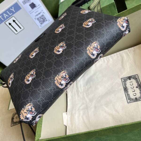 Gucci GG Supreme