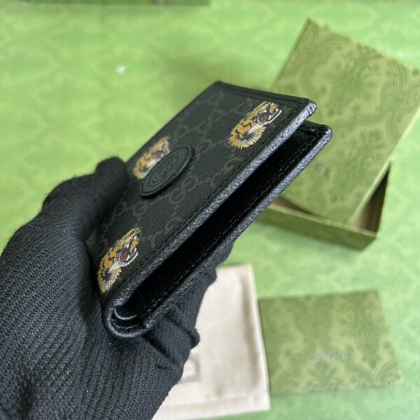 Gucci wallet