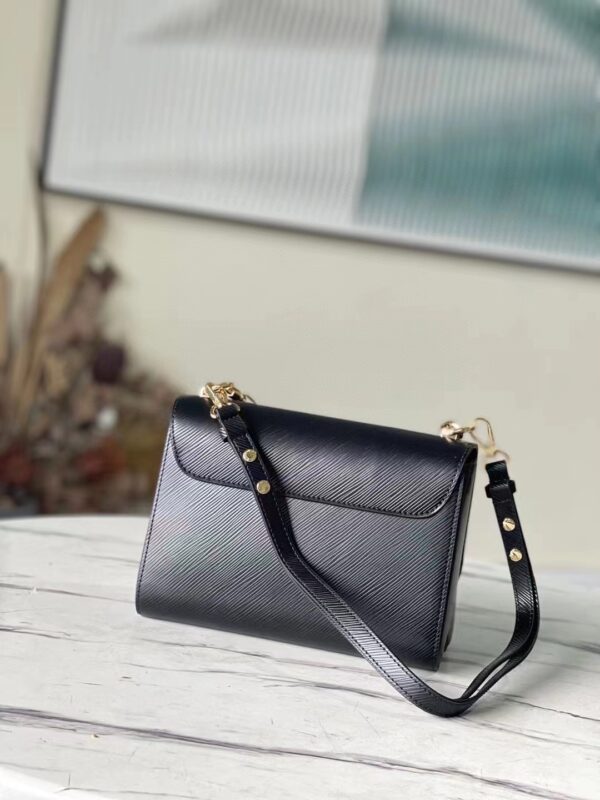 Louis Vuitton Twist MM