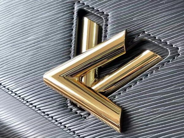 Louis Vuitton Twist MM