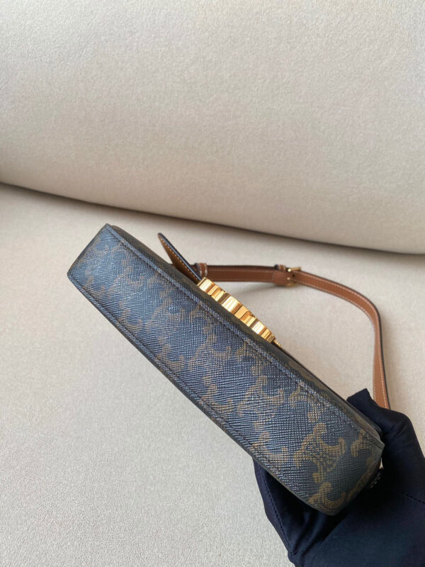 Celine Triomphe