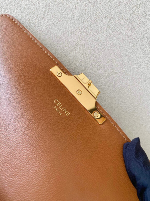 Celine Triomphe