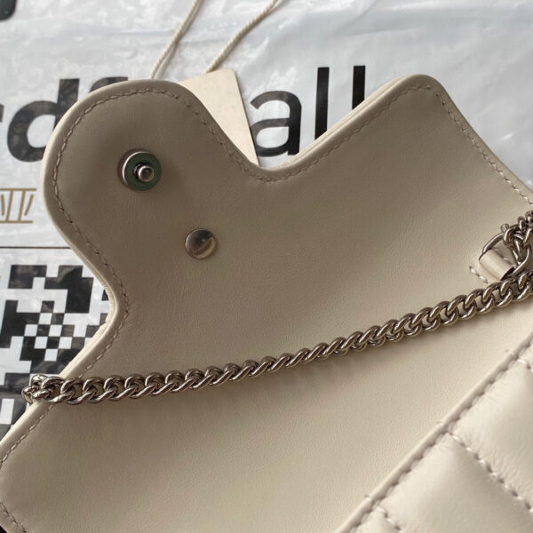 Gucci GG Marmont super mini bag