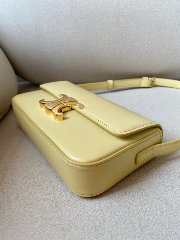 Celine Triomphe