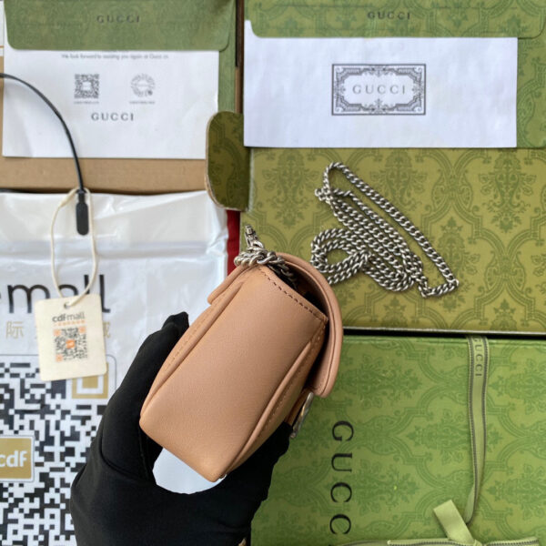Gucci GG Marmont super mini bag
