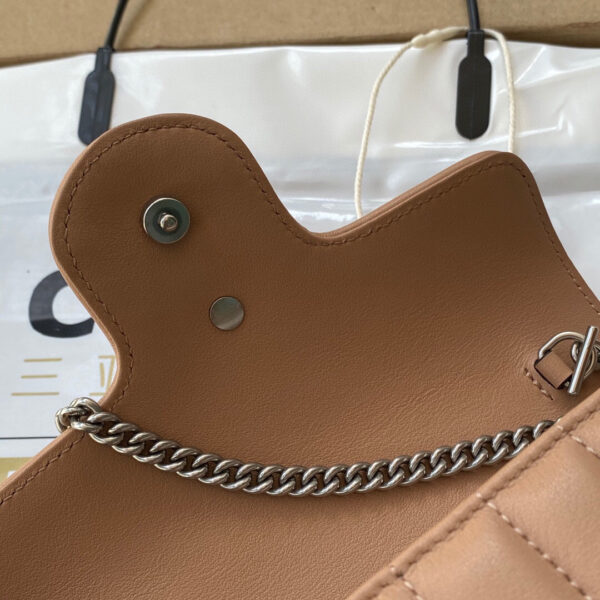 Gucci GG Marmont super mini bag