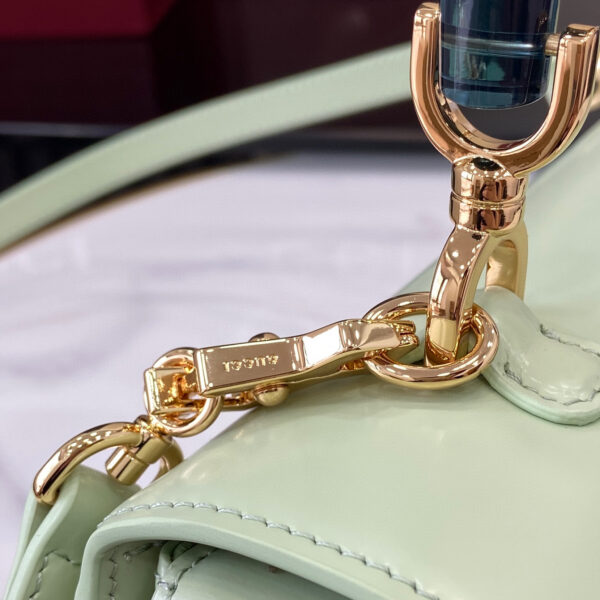Gucci Bamboo Diva medium bag