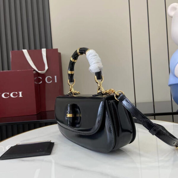 Gucci Bamboo Diva medium bag