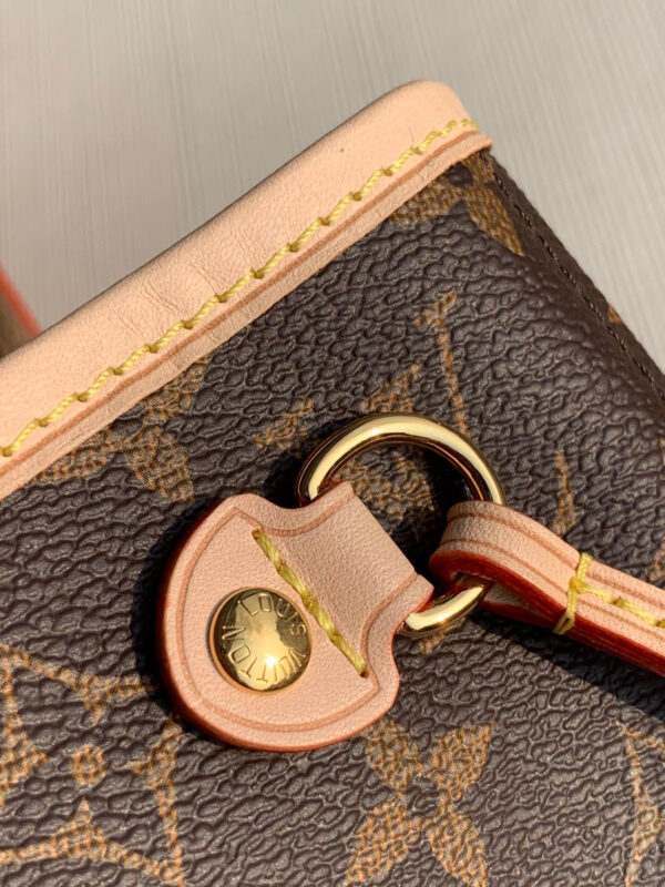 Louis Vuitton Neverfull PM