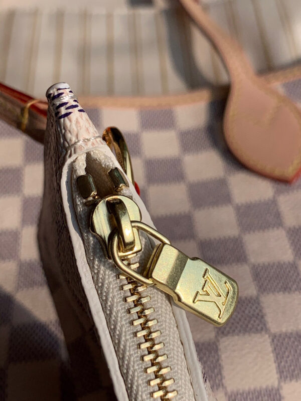 Louis Vuitton Neverfull PM