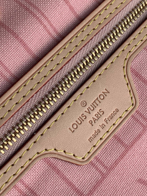 Louis Vuitton Neverfull PM