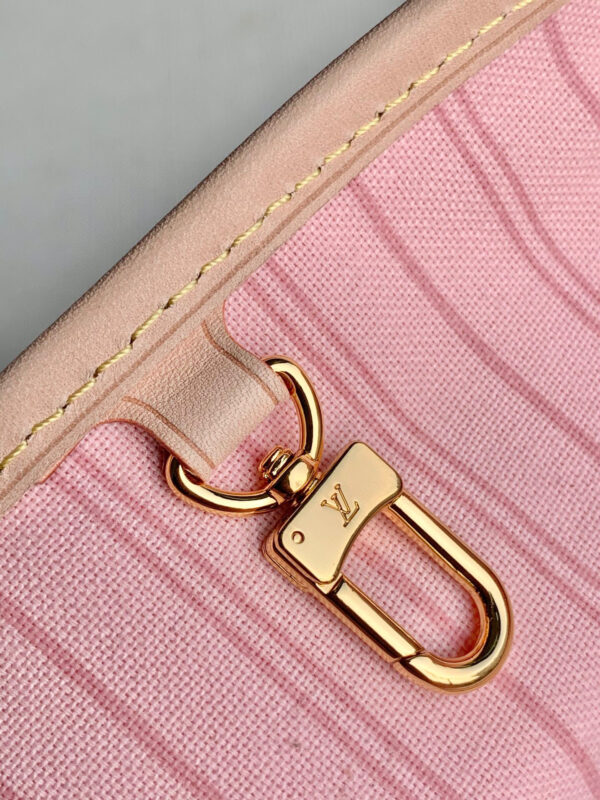 Louis Vuitton Neverfull PM