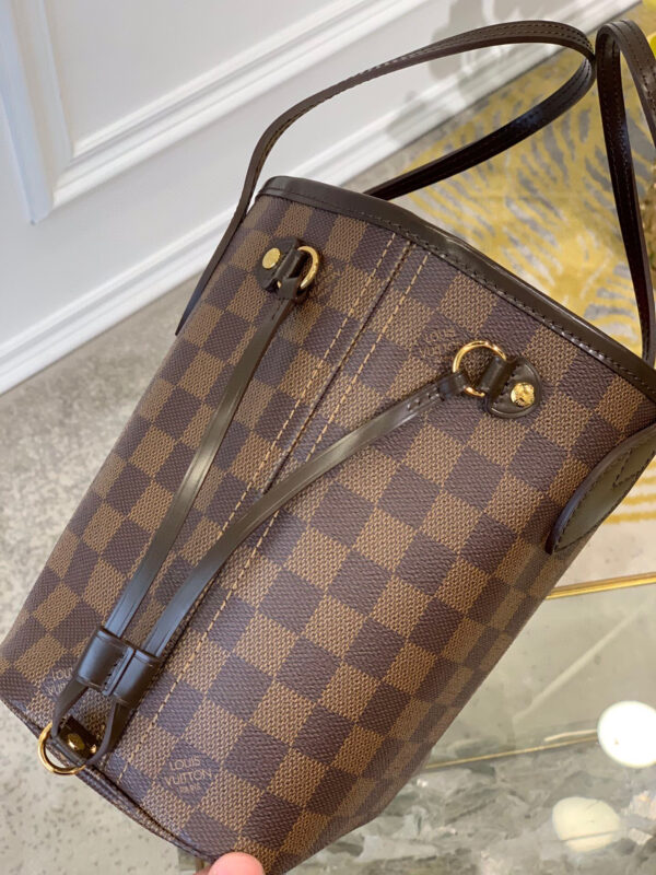 Louis Vuitton Neverfull PM