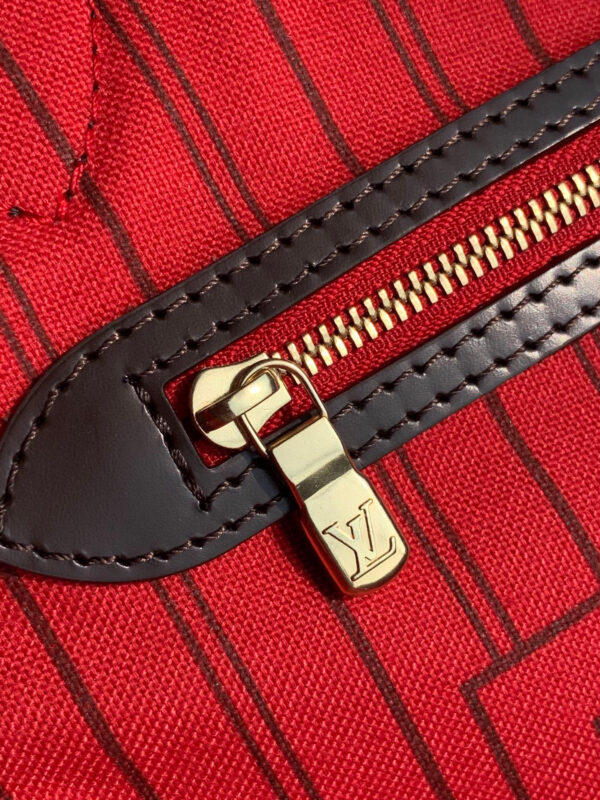 Louis Vuitton Neverfull PM