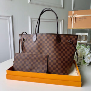 Louis Vuitton Neverfull MM