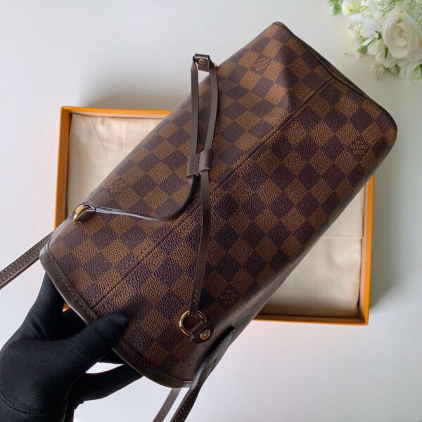 Louis Vuitton Neverfull MM