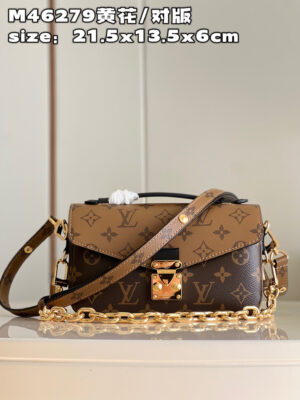Louis Vuitton Pochette Metis East West