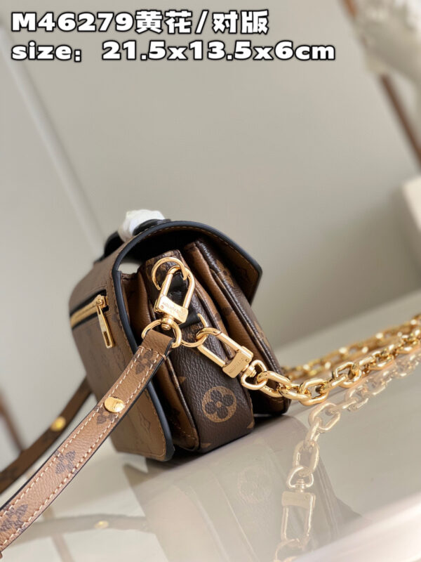 Louis Vuitton Pochette Metis East West