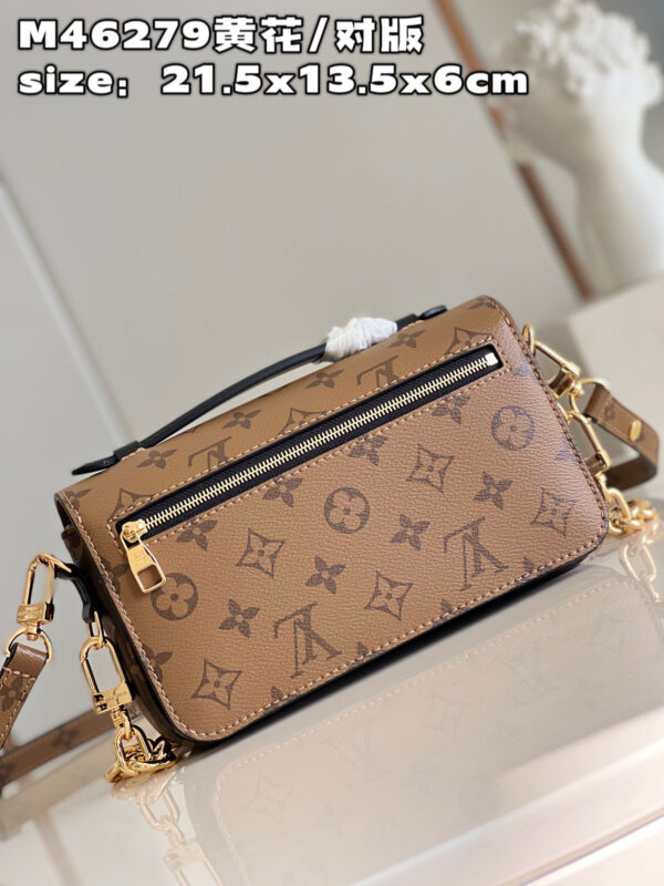 Louis Vuitton Pochette Metis East West