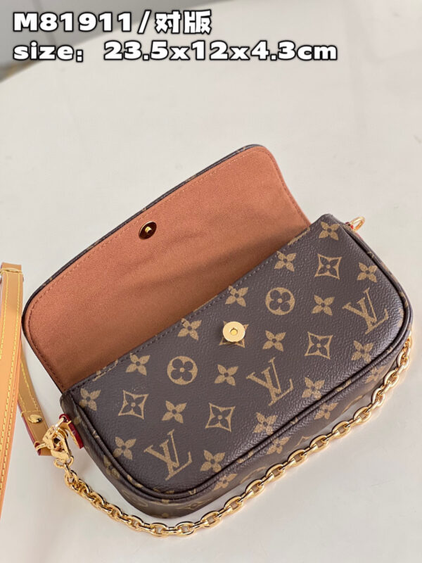 Louis Vuitton Wallet On Chain Ivy