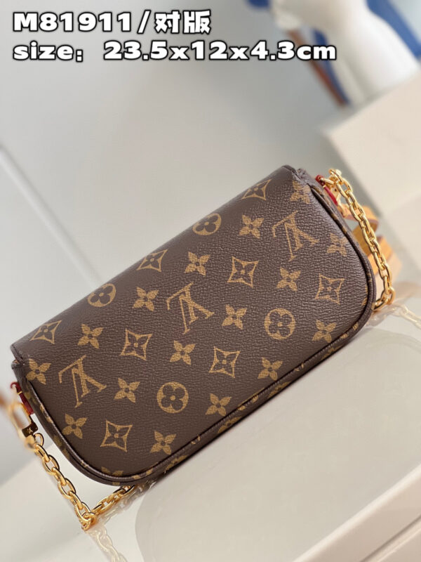 Louis Vuitton Wallet On Chain Ivy