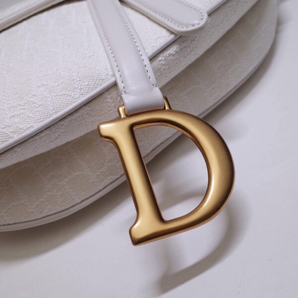 Dior Saddle