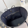 Louis Vuitton Neverfull MM Tote Bag