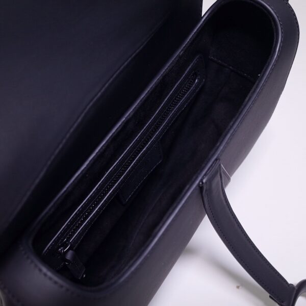 Dior Saddle