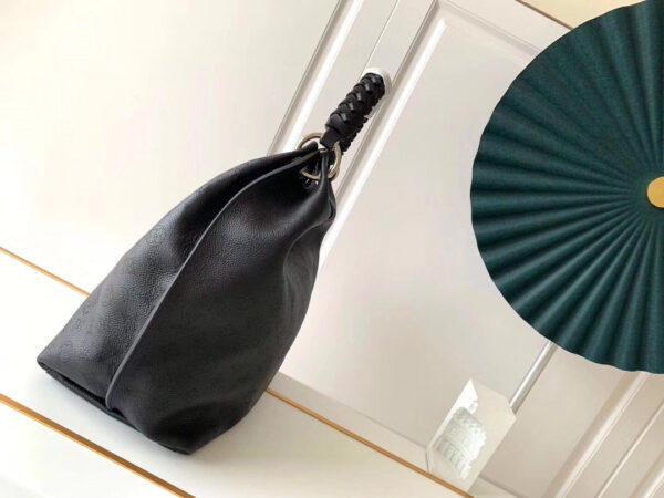Louis Vuitton Carmel