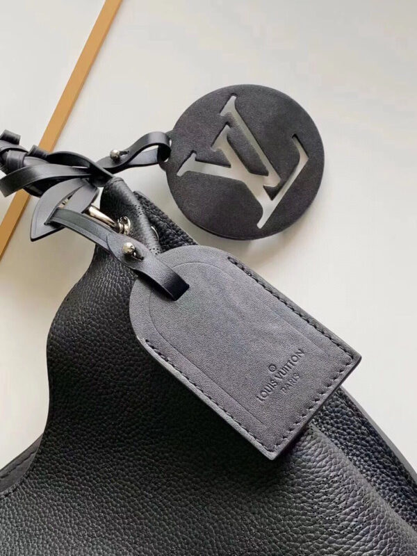 Louis Vuitton Carmel