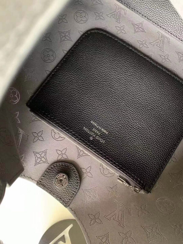 Louis Vuitton Carmel