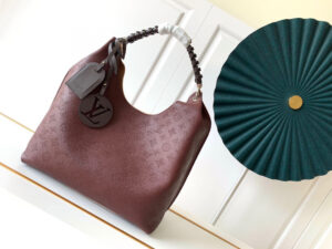 Louis Vuitton Carmel