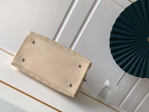 Louis Vuitton Carmel