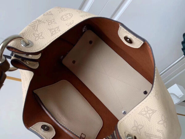 Louis Vuitton Carmel