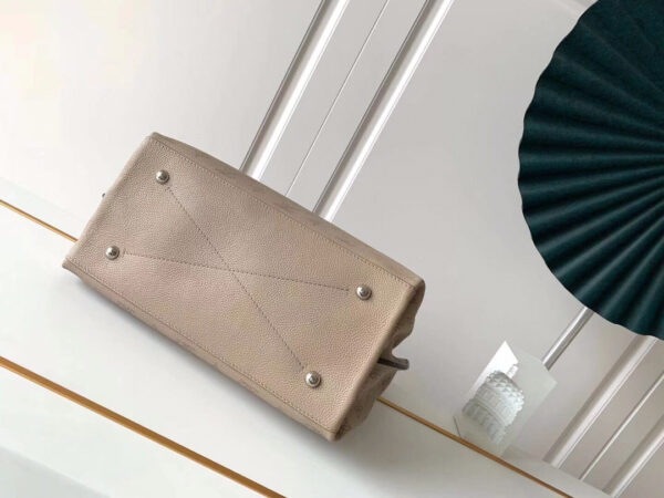 Louis Vuitton Carmel