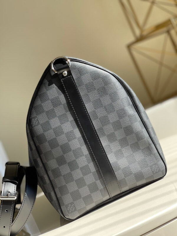 Louis Vuitton Keepall 45