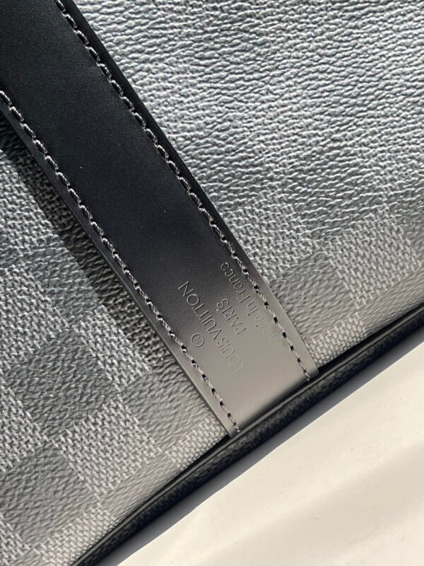 Louis Vuitton Keepall 45