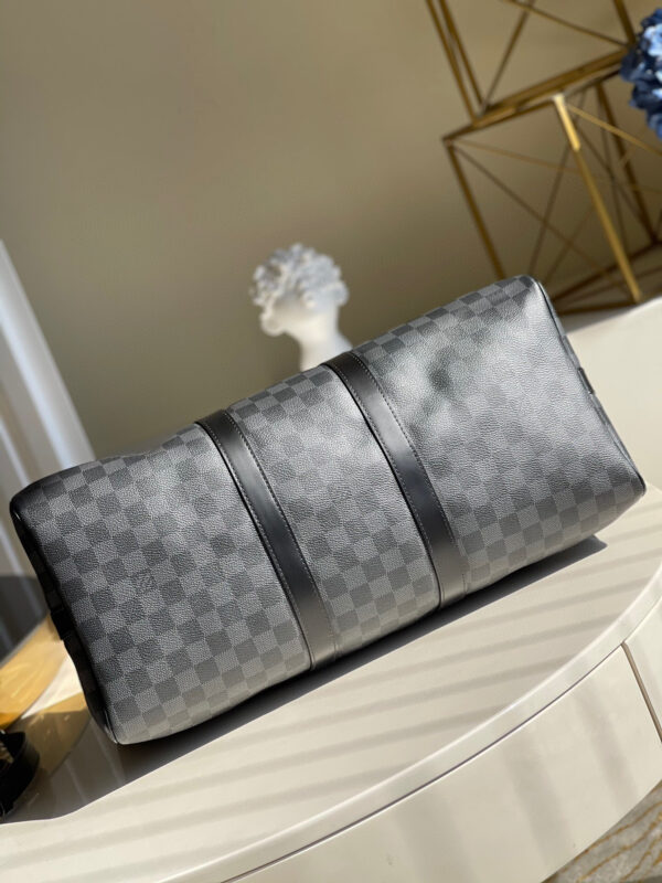 Louis Vuitton Keepall 45