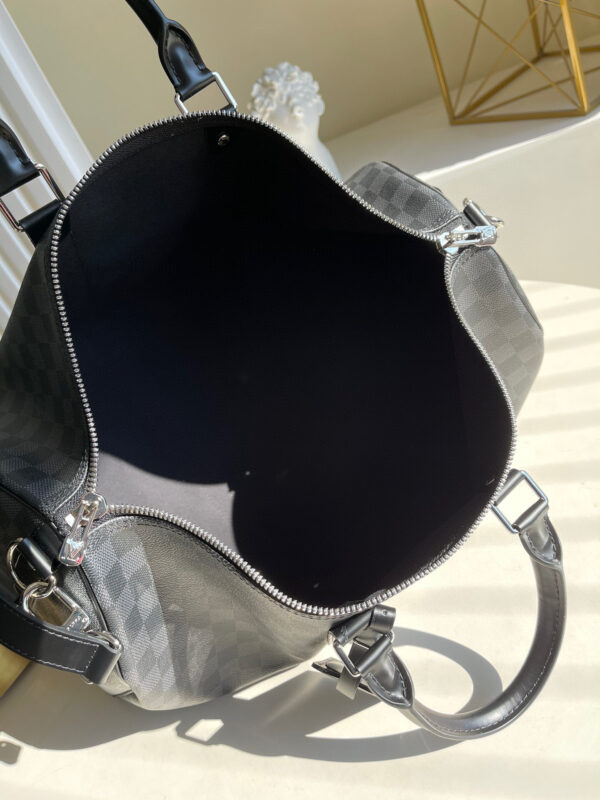 Louis Vuitton Keepall 45
